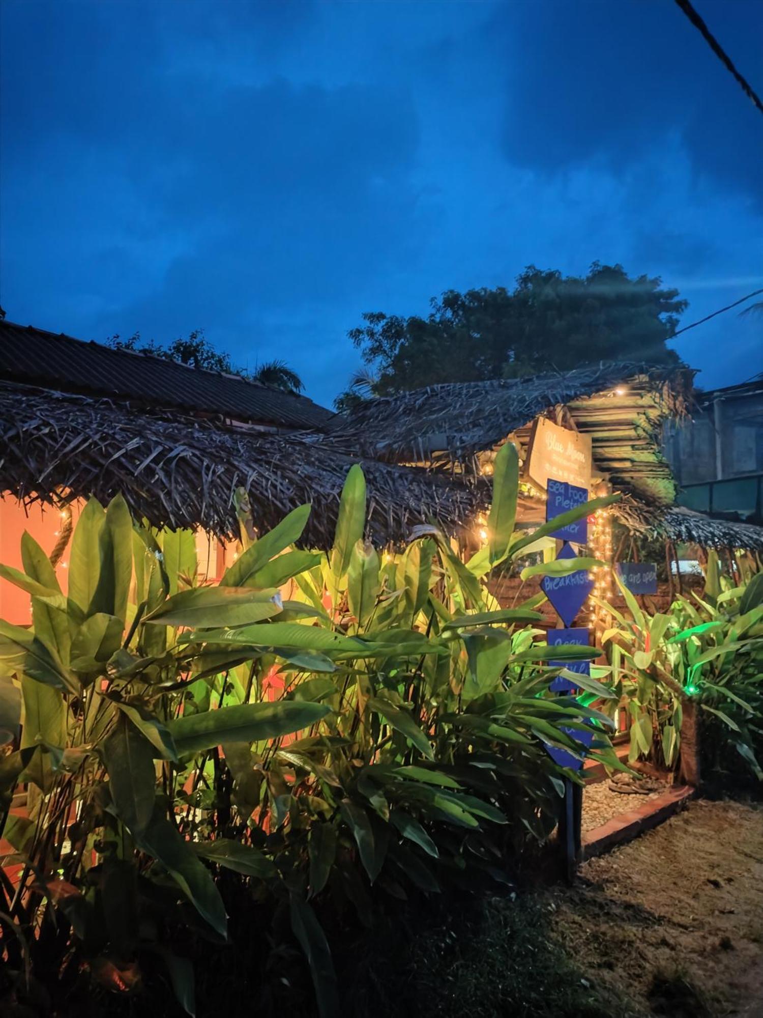 Leen Tangalle Exteriör bild